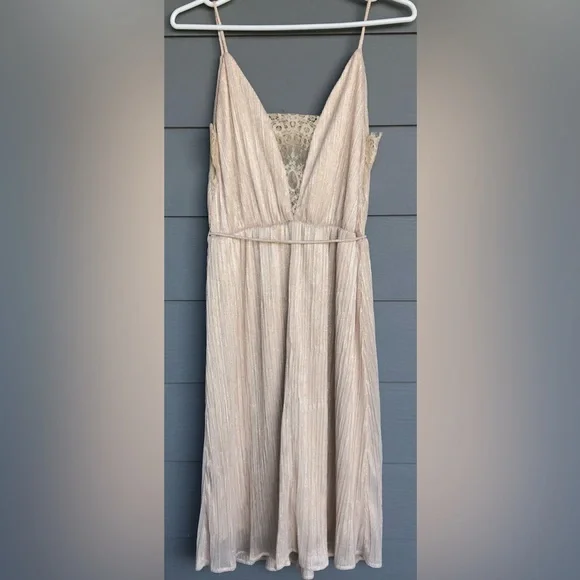 SPIRIT OF GRACE Elegant Gold Cream Women Dress.Shimmer N.W.T. Size XS. Waist Tie - Picture 8 of 13